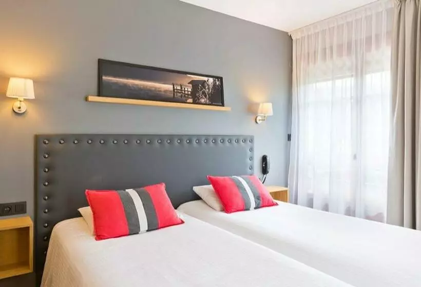 スタンダードルーム, L Arcalod & Bistrot Jeanne   Lac D Annecy   Hôtel Restaurant Spa