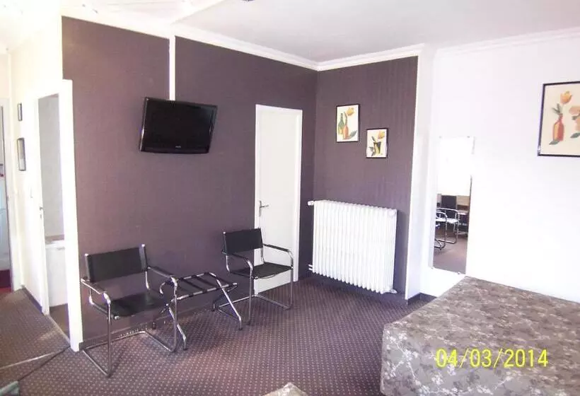 スタンダード４人部屋, Hôtel Du Stade
