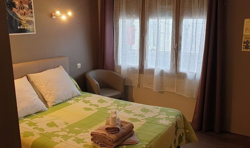 اتاق استاندارد, Le Faubourg