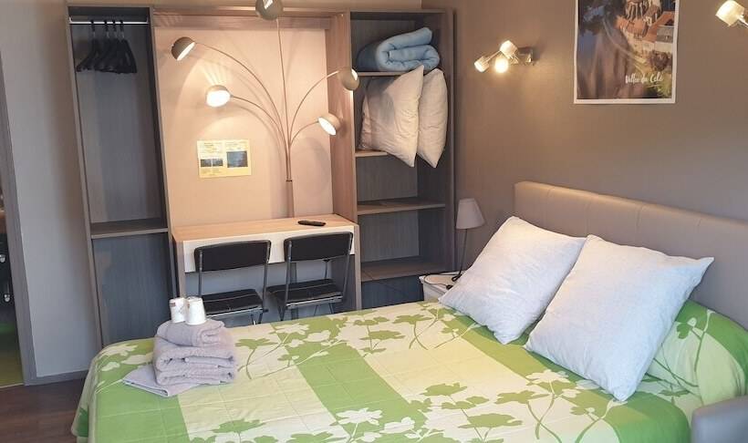 스탠다드 룸, Le Faubourg