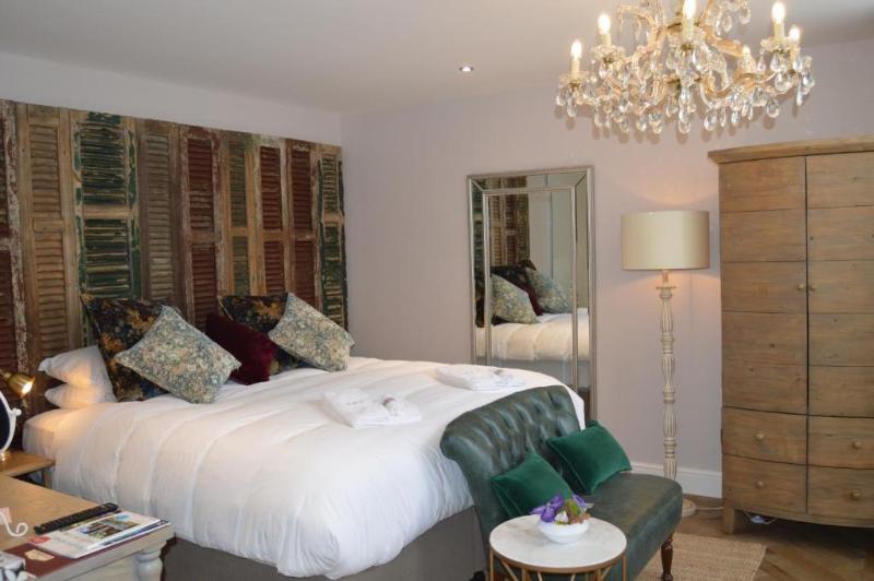 高级客房, Logis Hotel De France