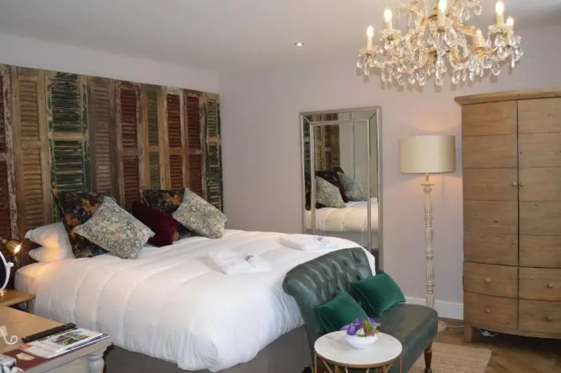 プレミアムルーム, Logis Hotel De France