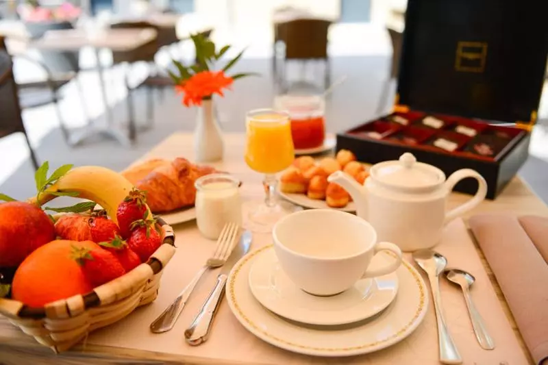 公園の見えるスタンダードルーム, Logis La Lentillere  Restaurant Cote Parc
