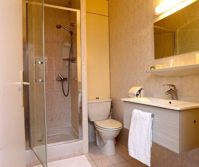 Номер Стандарт, La Terrasse Fleurie, Logis, Hôtel Et Restaurant