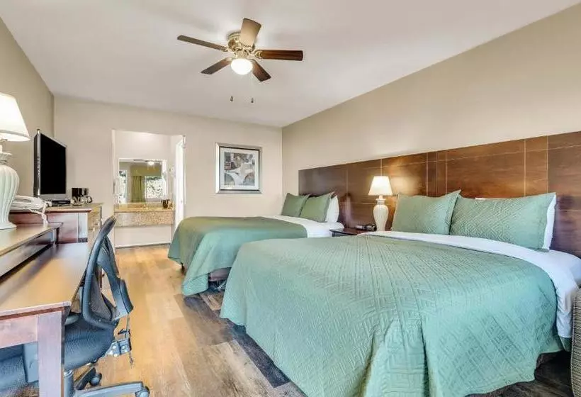 Deluxe Yhden Hengen Huone, Scottish Fairway Inn