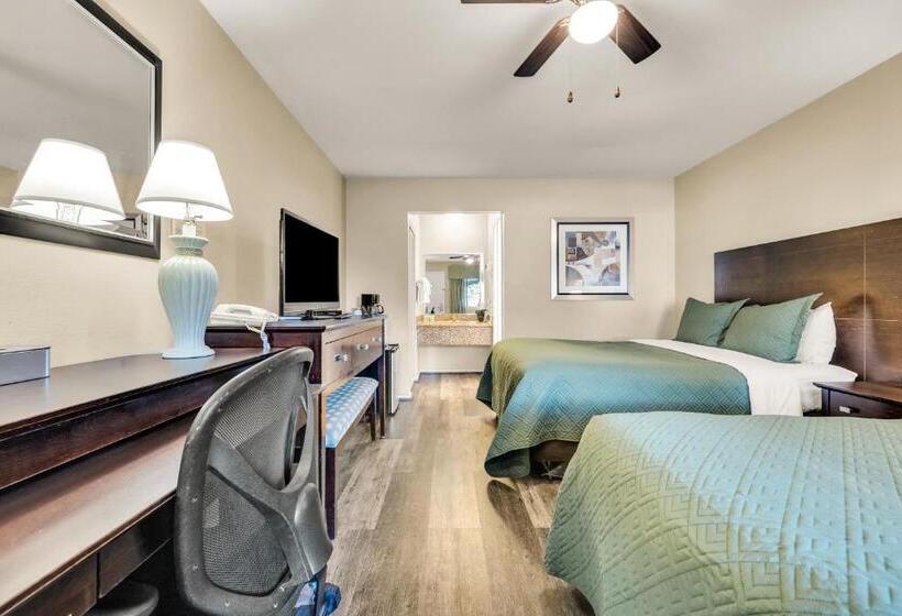 غرفة ديلوكس مزودة بشرفة, Scottish Fairway Inn