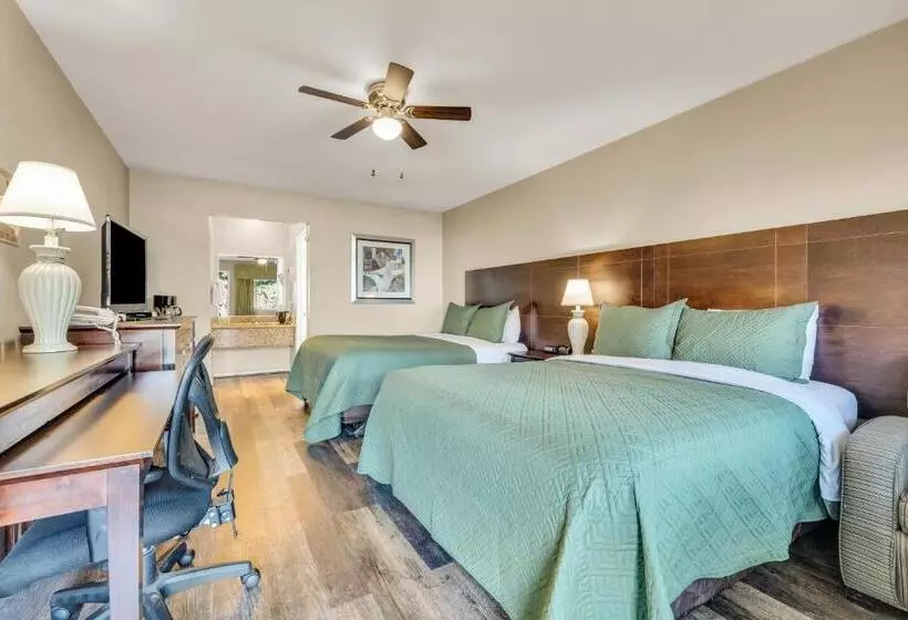 Deluxe-huone Parveke, Scottish Fairway Inn