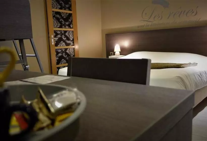Superior Room, Restaurant Des Voyageurs
