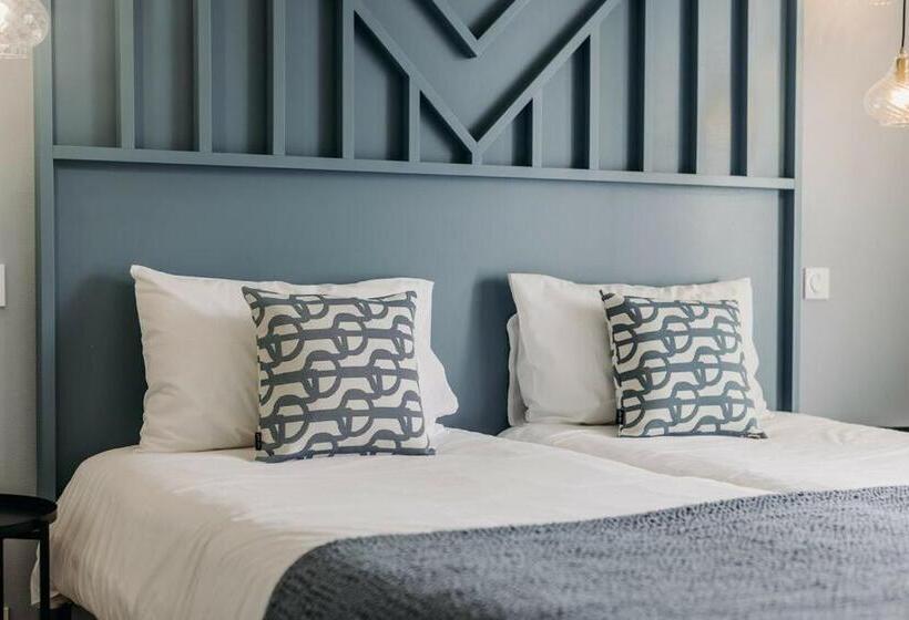 スタンダードルーム, Restaurant Du Fronton