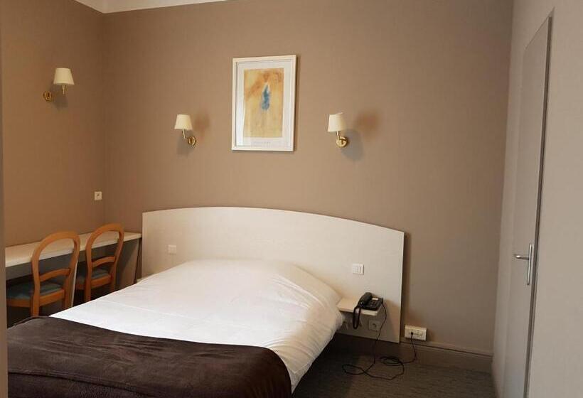 Номер Стандарт, Restaurant La Sirène