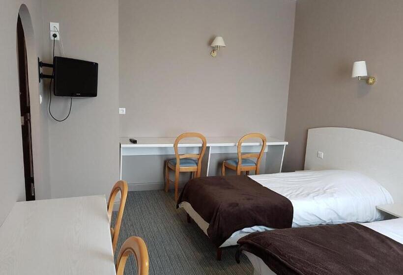 Семейный Номер, Restaurant La Sirène