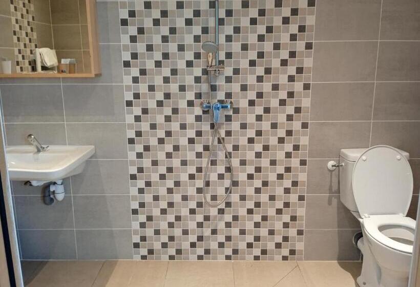 Номер Стандарт Адаптированный для Инвалидов, Restaurant Le Traineau