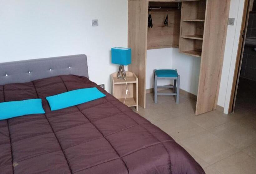 Номер Стандарт Адаптированный для Инвалидов, Restaurant Le Traineau