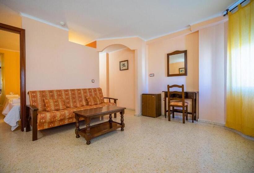 经济四人房间, Velis