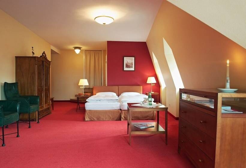 Люкс, Romantik Hotel Kaufmannshof