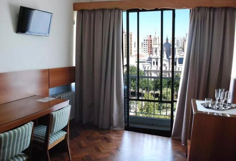 سوییت, Grand Hotel Rio Cuarto