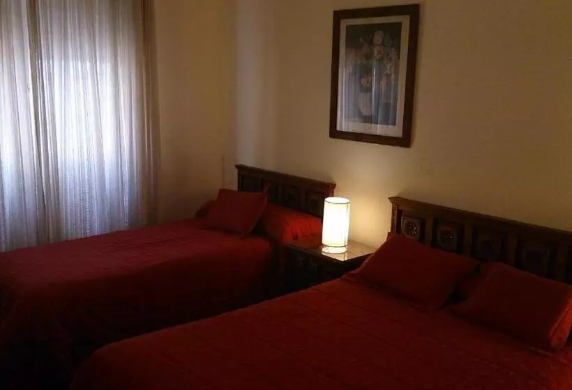 اتاق کلاسیک سه تخته, Grand Hotel Rio Cuarto