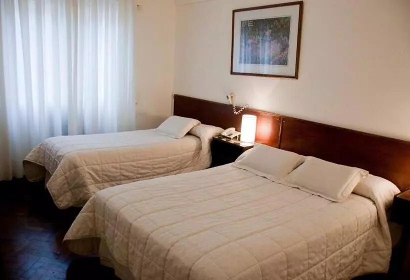 اتاق کلاسیک سه تخته, Grand Hotel Rio Cuarto