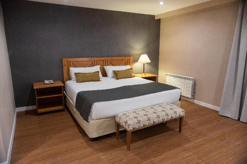 جناح جونيور, Canal Beagle