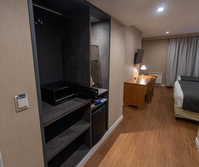 غرفة قياسية ثلاثية, Canal Beagle