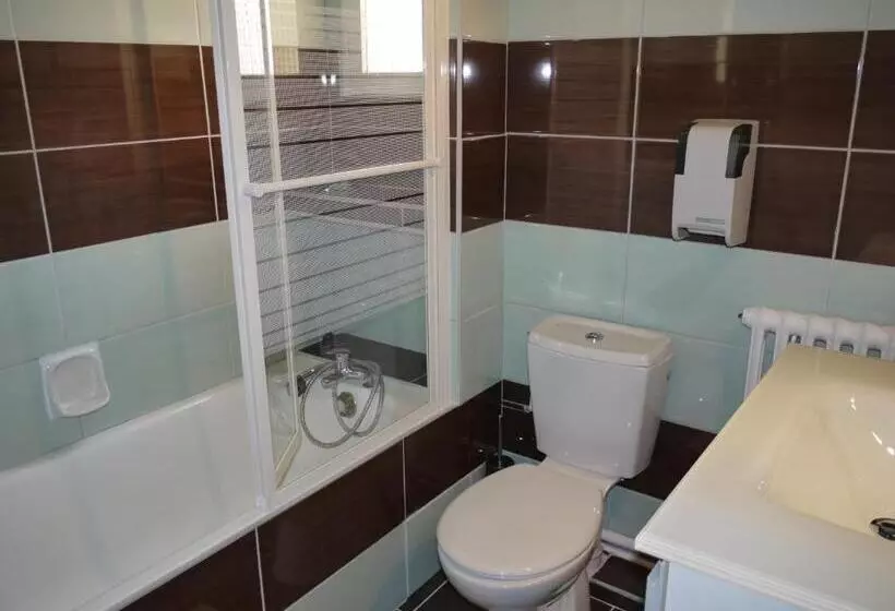 Standard-huone, Logis Hotel Des Voyageurs