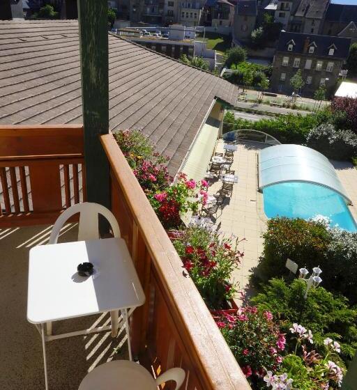 חדר סופריור עם מרפסת, Logis Murtel