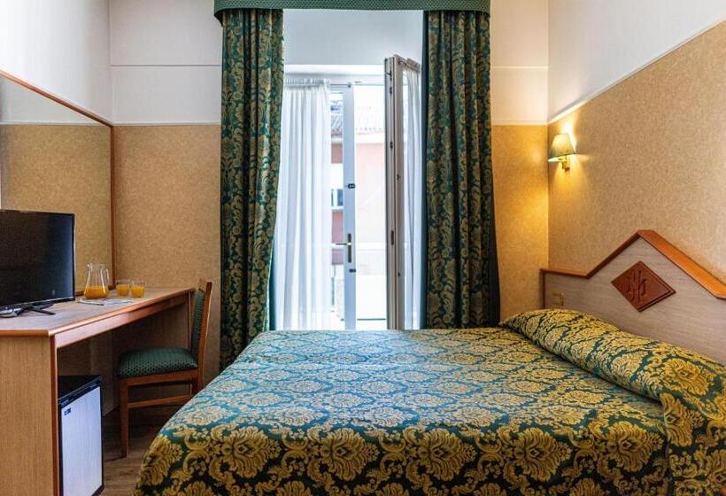 اتاق استاندارد, Mary