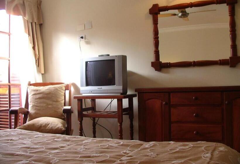 سوئیت با وان آب گرم, Olimpia