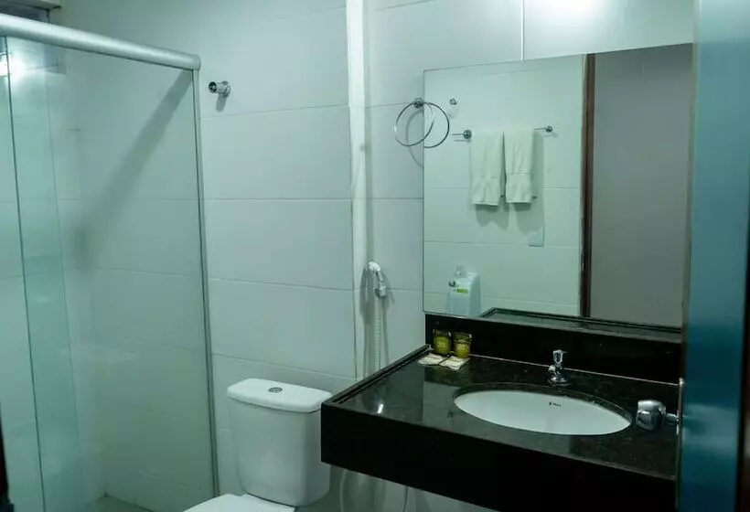اتاق استاندارد چهار تخته, Praia Hotel Enseada