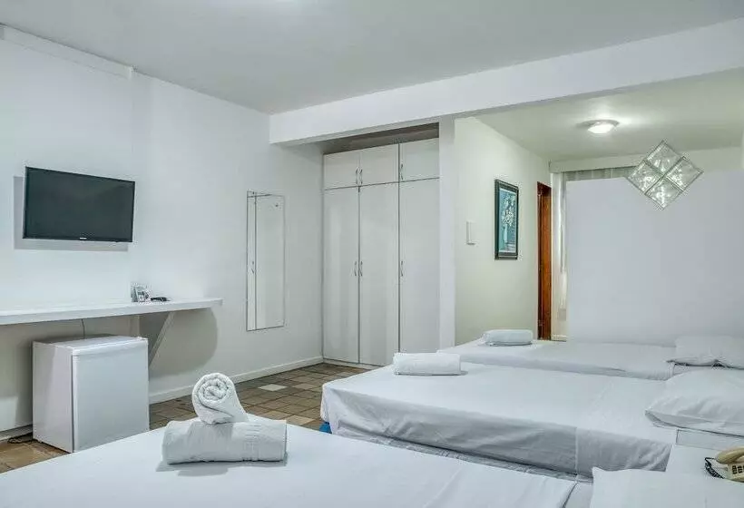 اتاق استاندارد چهار تخته, Praia Hotel Enseada