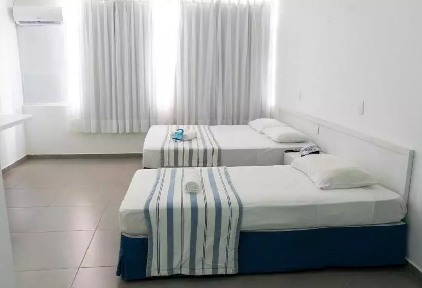 اتاق استاندارد سه نفره, Praia Hotel Enseada