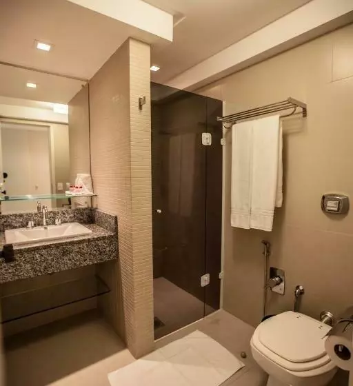 اتاق لوکس سه تخته, Rafain Palace Hotel & Convention Center