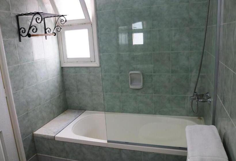 דירת חדר, Solanas Termas De Dayman