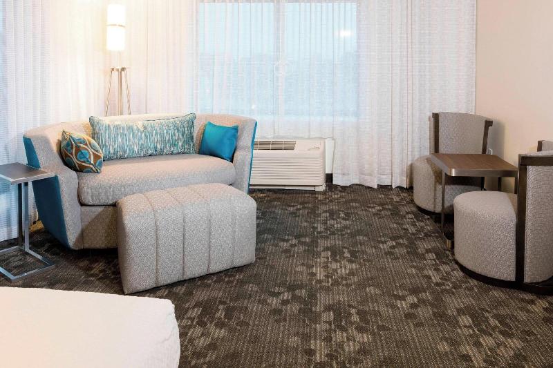 Номер Клуб, Sheraton Montevideo Hotel