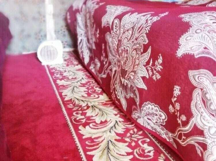 بنگله اقتصادی, Camping On Olkhon