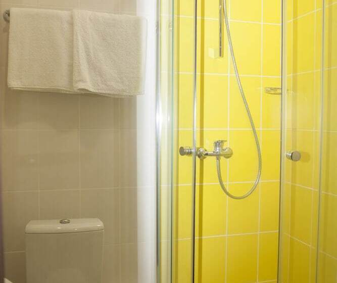 Номер Стандарт, Maxim Park