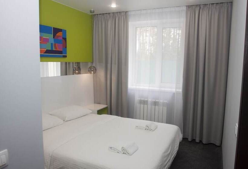 Номер Стандарт, Maxim Park