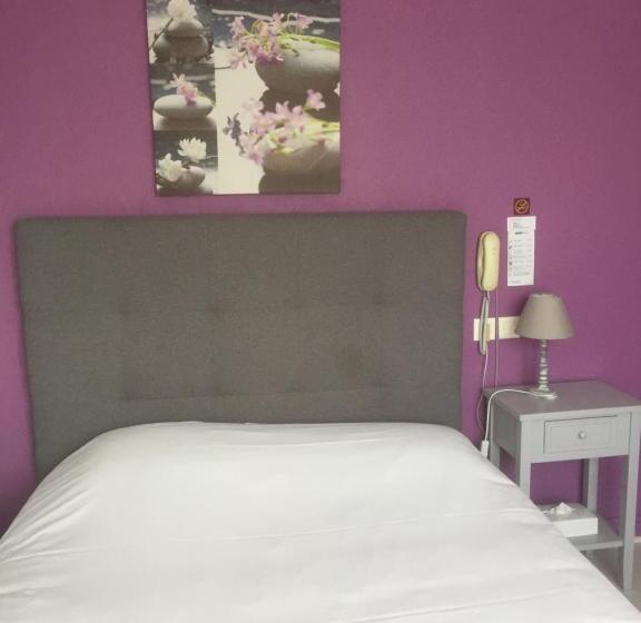 기본룸, Auberge Du Calvaire