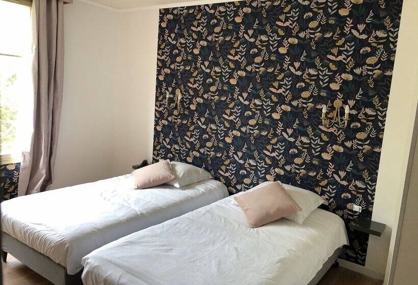 标准间, Auberge Saint Thegonnec