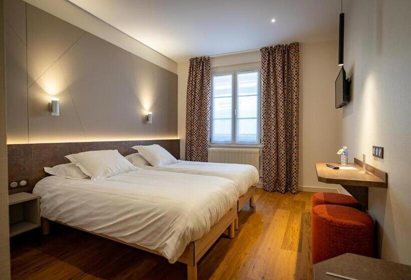 غرفة كومفورت, Logis Hôtel De La Tour