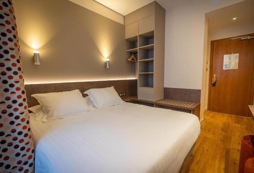 غرفة كومفورت, Logis Hôtel De La Tour