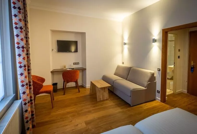 اتاق سوپریور, Logis Hôtel De La Tour