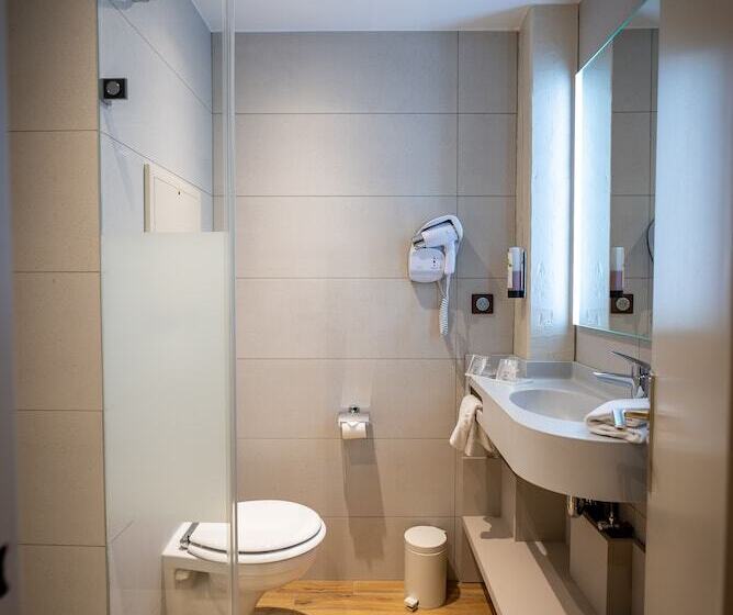 غرفة كومفورت, Logis Hôtel De La Tour