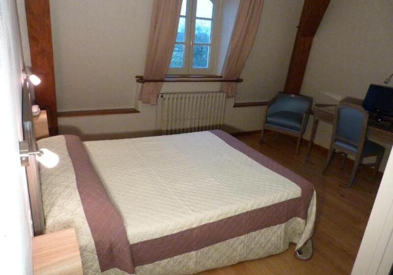 标准房带园景, Hôtel Restaurant Du Cheval Blanc