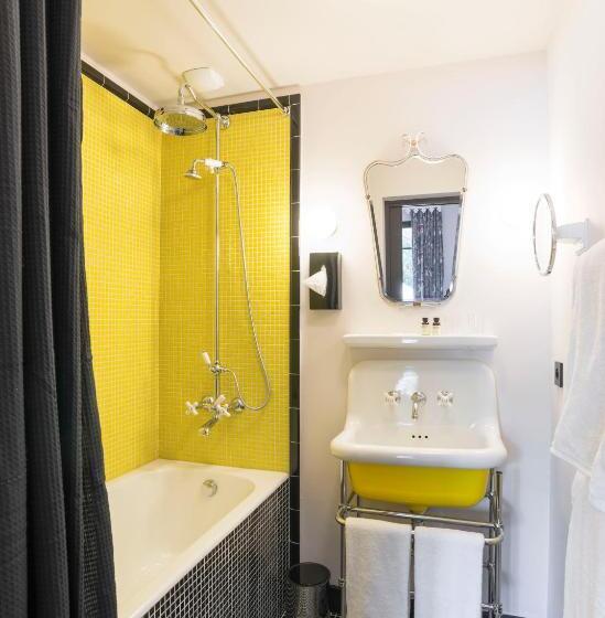 غرفة قياسية, La Guitoune