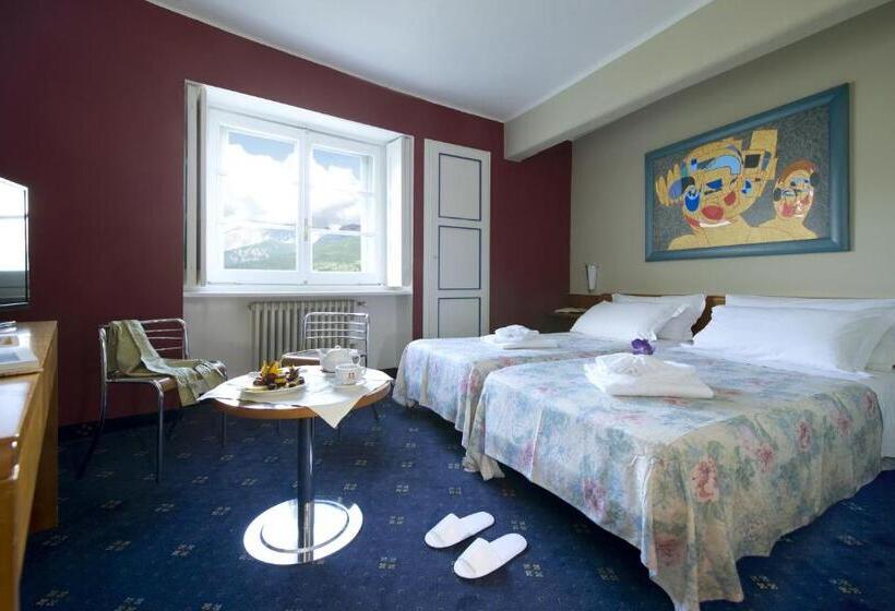 Номер Стандарт Трехместный, La Torre