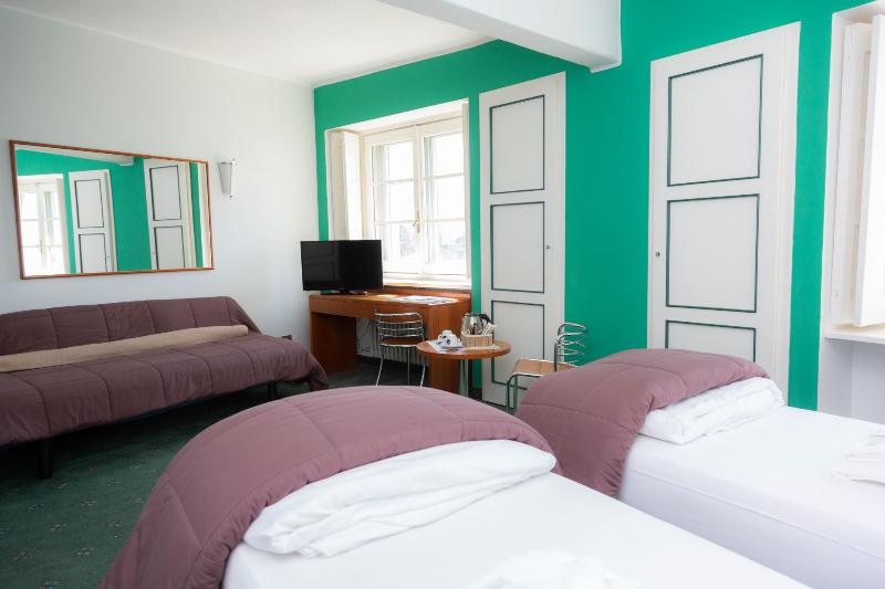 Четырехместный Номер Стандарт, La Torre