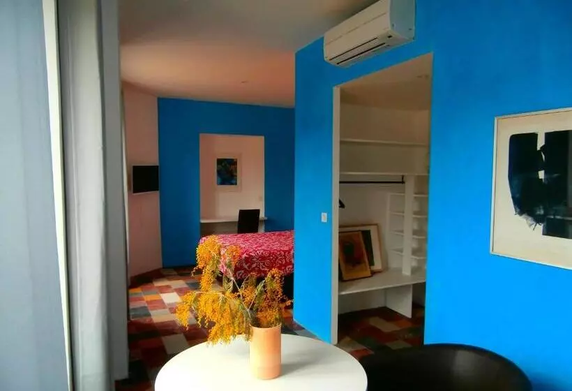 Standard-studio, Le Moderne