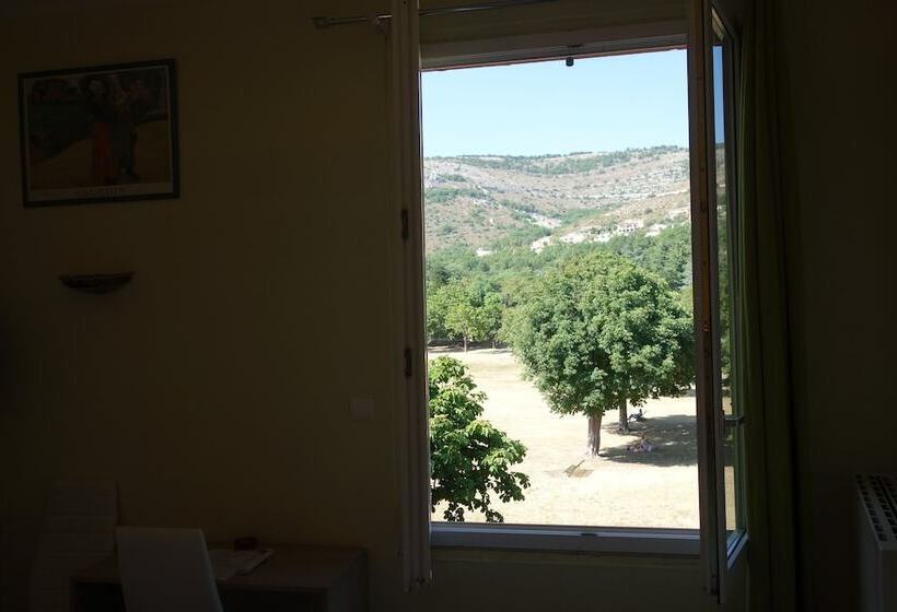 스탠다드 테라스 룸, Le Préjoly