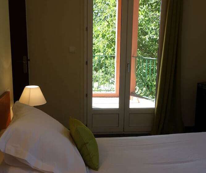 스탠다드 테라스 룸, Le Préjoly